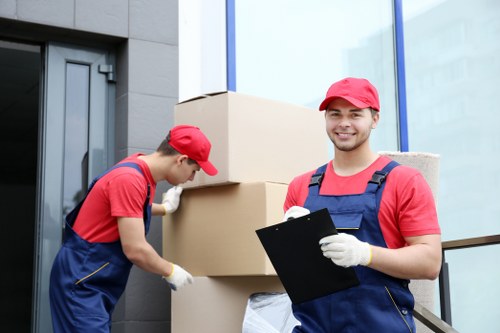 Pimlico moving van for home and office transport